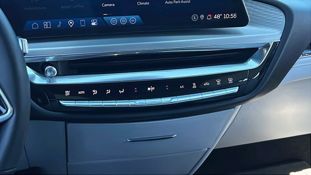 Used 2024 Cadillac Lyriq Luxury image 21