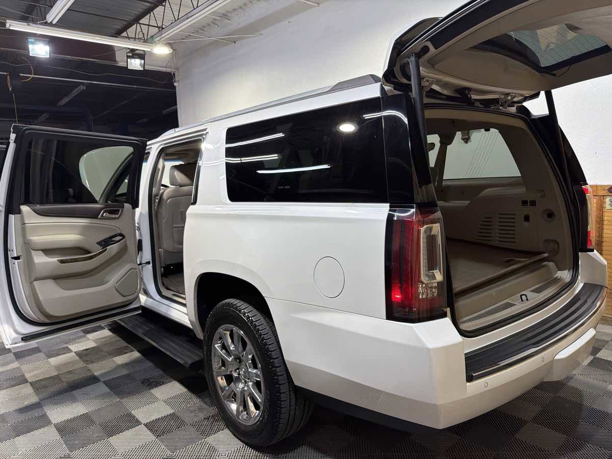 Used 2016 GMC Yukon XL Denali w/ Open Road Package RWD image 11