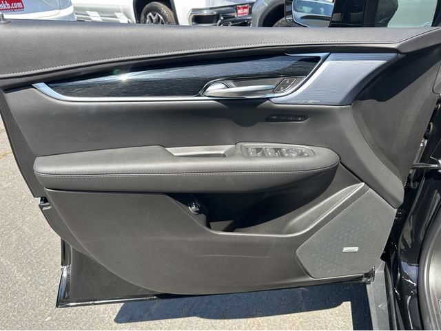 New 2026 Cadillac XT5 Premium Luxury w/ Driver Assist Package FWD image 5