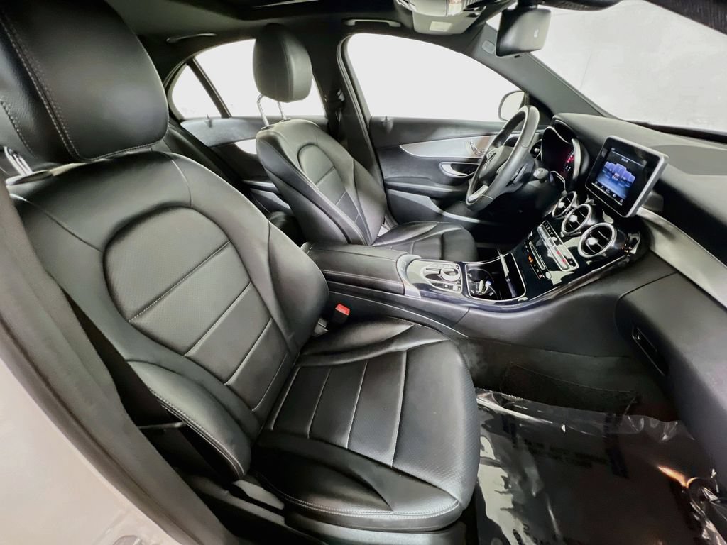Used 2018 Mercedes-Benz C 300 Sedan image 23