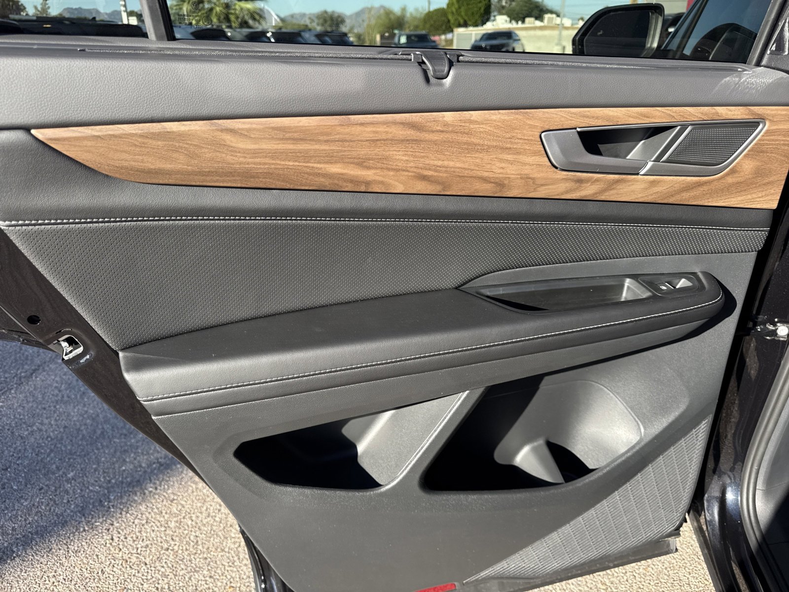 New 2026 Volkswagen Atlas SE image 22