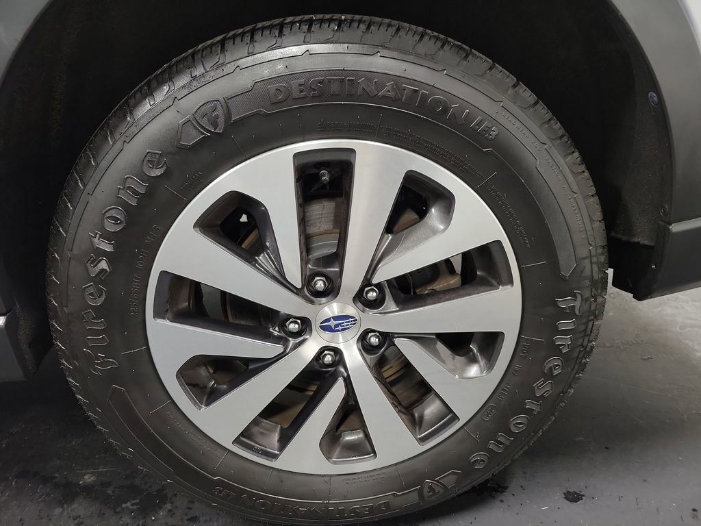 Used 2022 Subaru Outback Premium image 10
