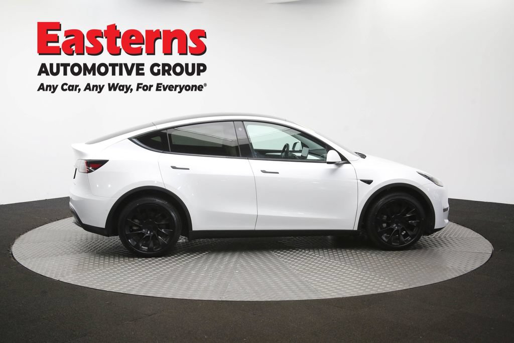Used 2022 Tesla Model Y Long Range AWD/4WD image 40