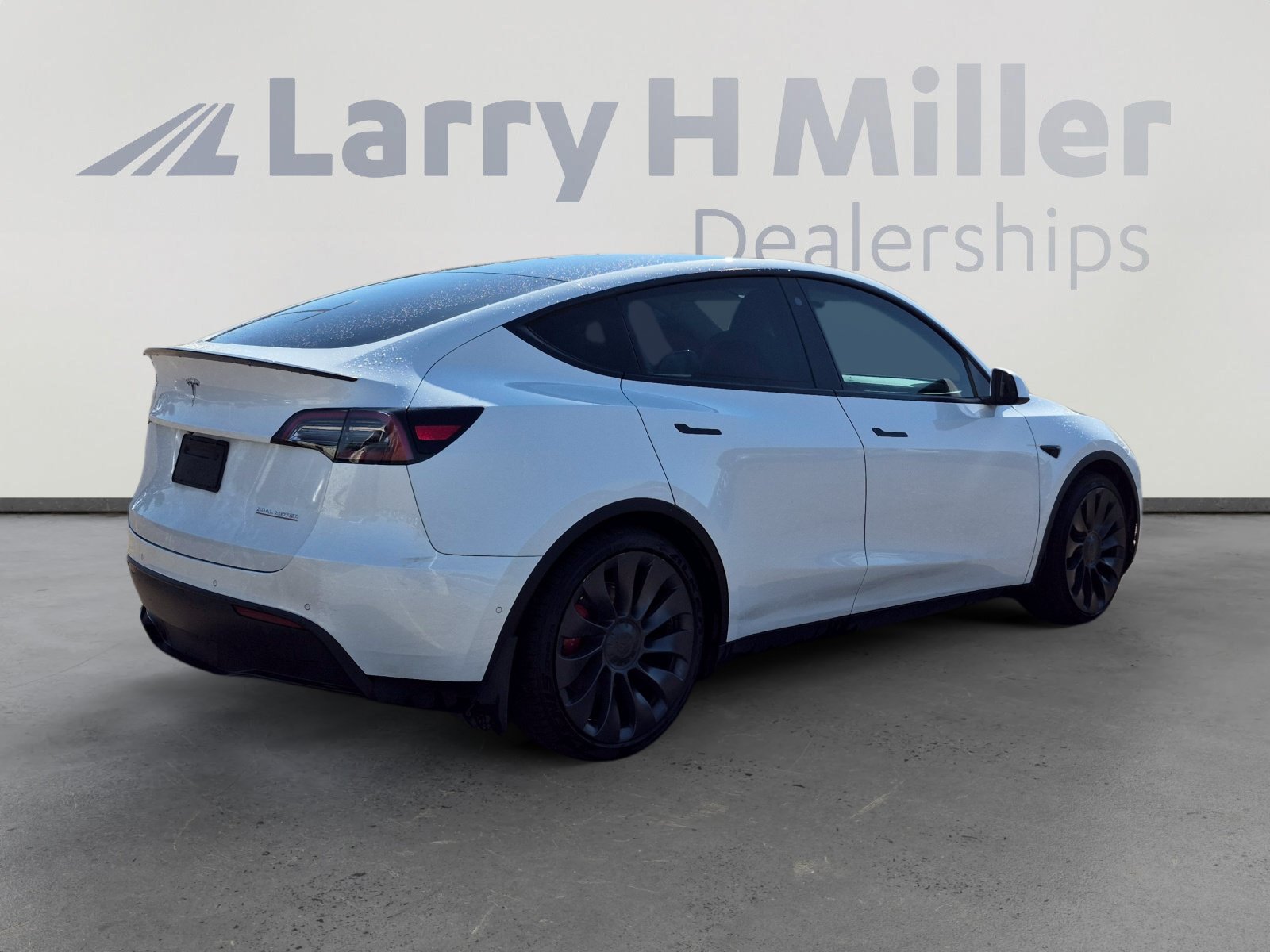 Used 2022 Tesla Model Y Performance AWD/4WD image 5