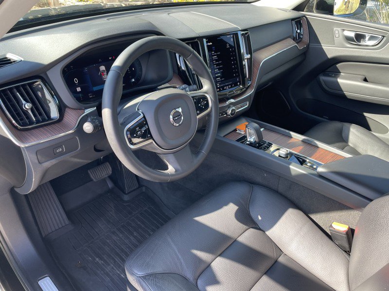 Used 2023 Volvo XC60 B5 Plus w/ Protection Package Premier AWD/4WD image 10