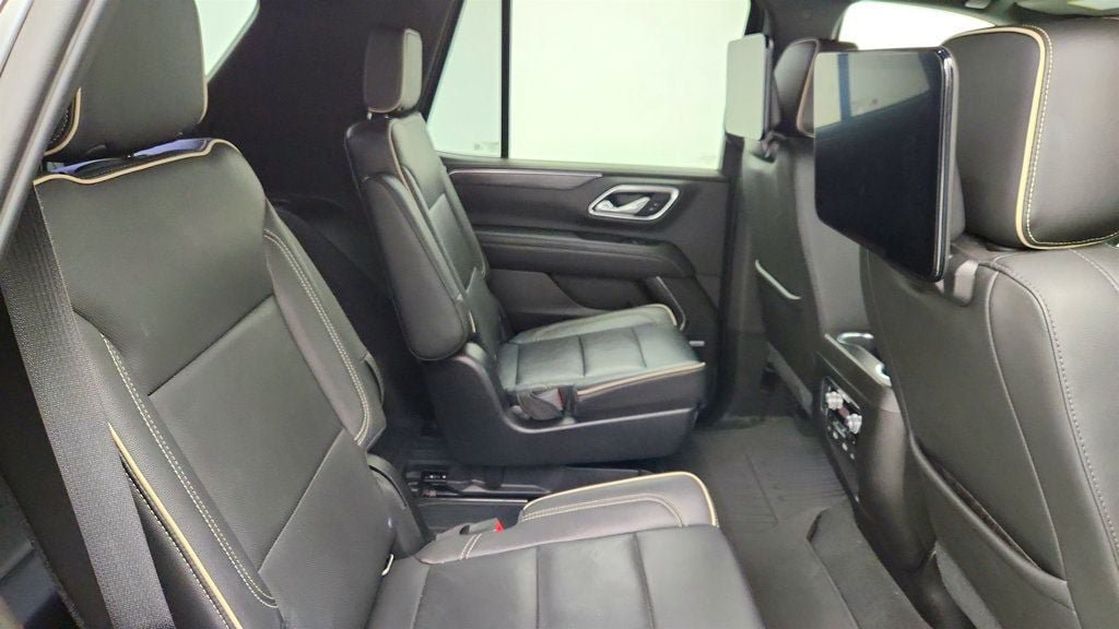 Used 2021 GMC Yukon SLT w/ SLT Premium Package AWD/4WD image 26
