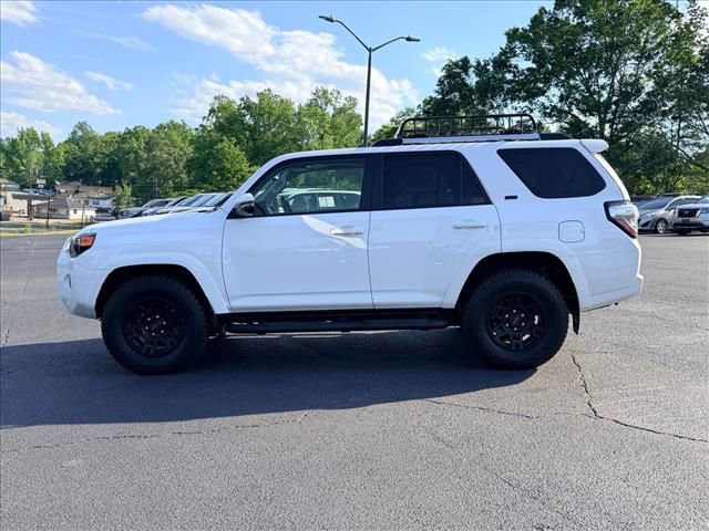Used 2023 Toyota 4Runner SR5 Premium w/ Moonroof Package AWD/4WD image 7