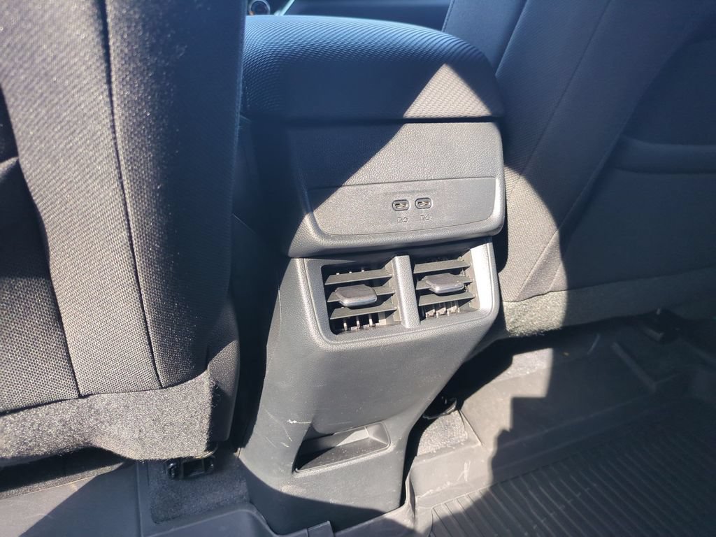 New 2026 Chevrolet Equinox LT FWD image 30