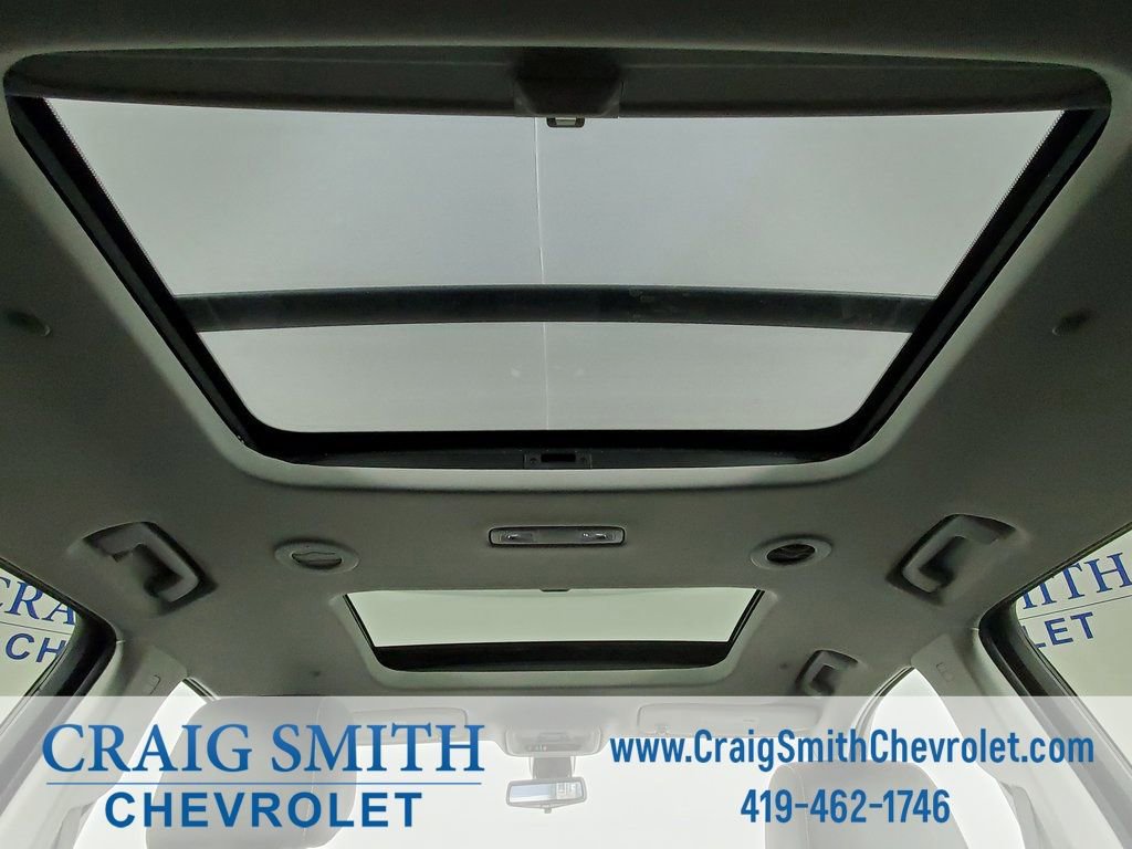 Used 2021 Chevrolet Traverse RS image 39