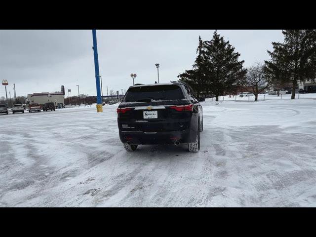 Used 2023 Chevrolet Traverse LT w/ LPO, Floor Liner Package image 32
