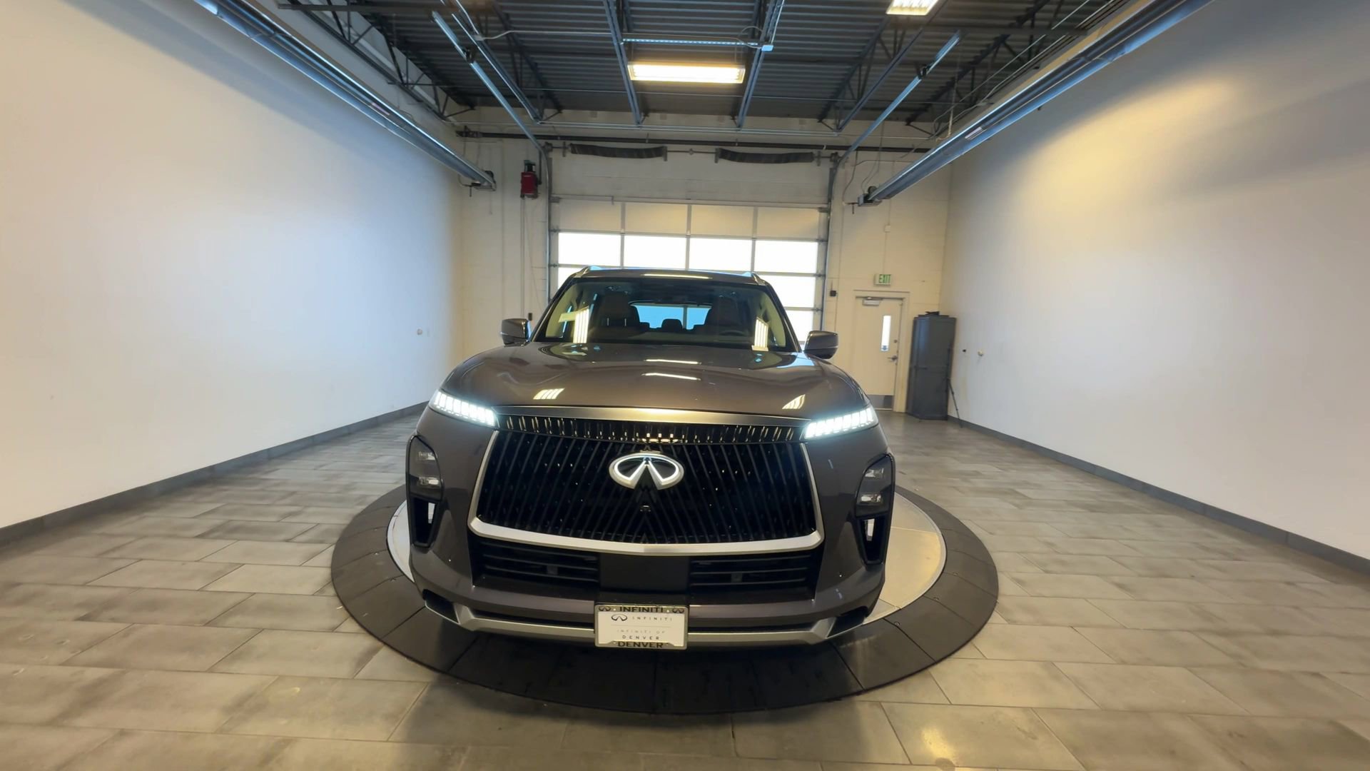 New 2026 INFINITI QX80 Luxe AWD/4WD image 3