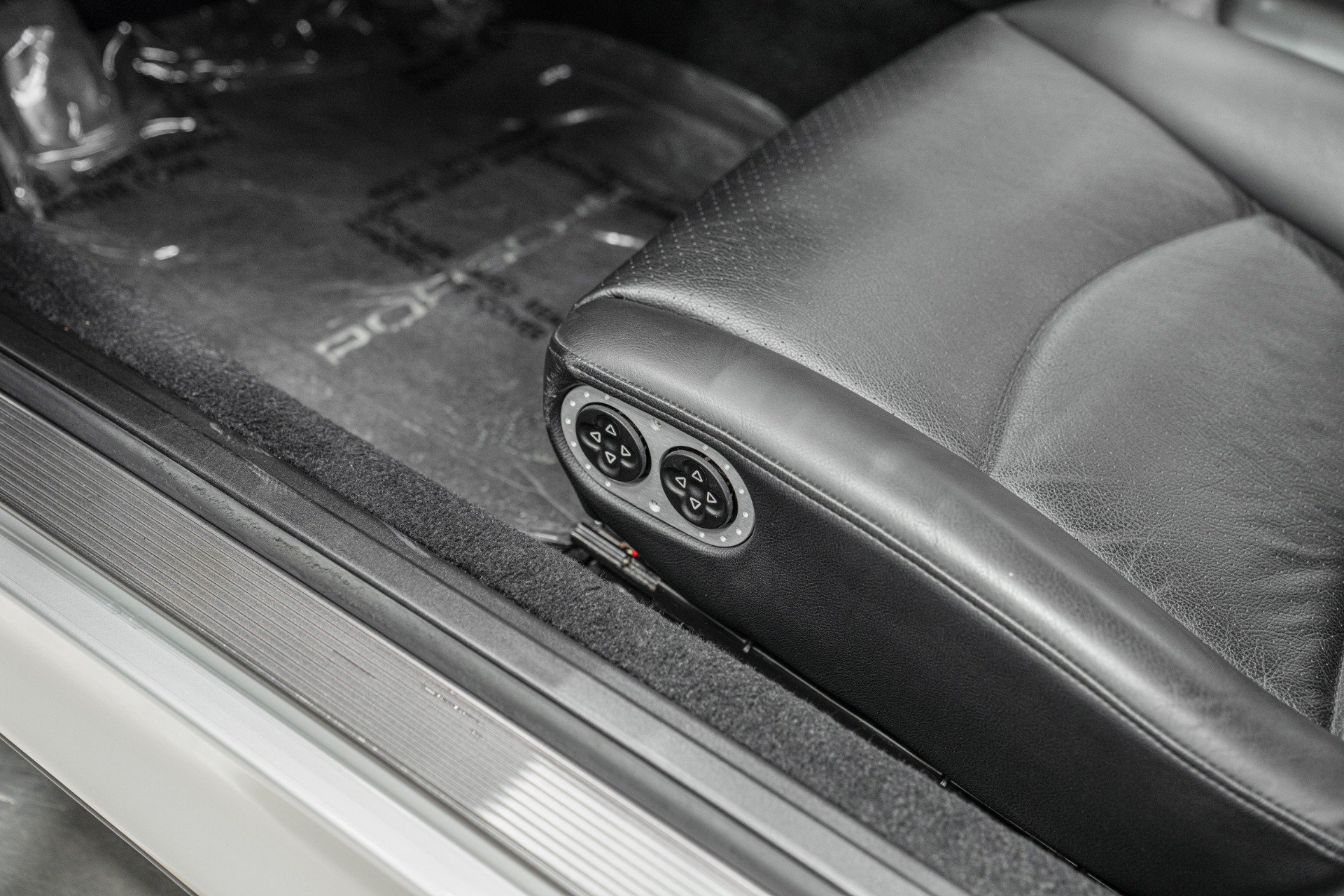Used 1998 Porsche 911 GT3 RS image 29
