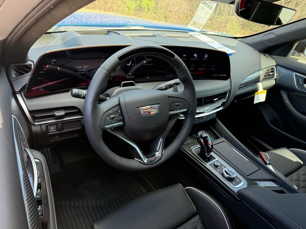 New 2026 Cadillac CT5 V w/ LPO, ONYX Package AWD/4WD image 3