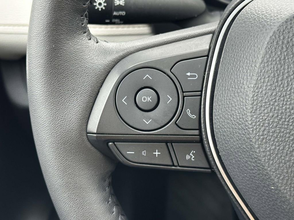 Used 2024 Toyota RAV4 XLE w/ Convenience Package image 26