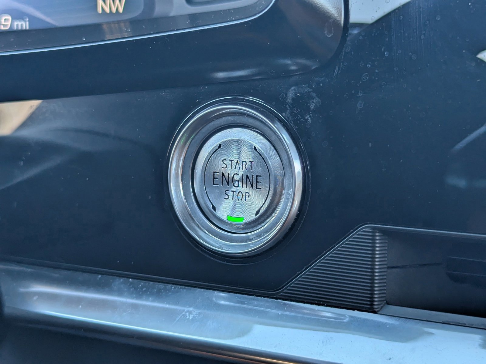 Used 2021 Chevrolet Corvette Stingray Preferred Cpe w/ Z51 Performance Package image 31