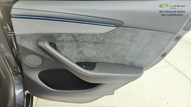 Used 2026 Tesla Model Y 2WD image 25
