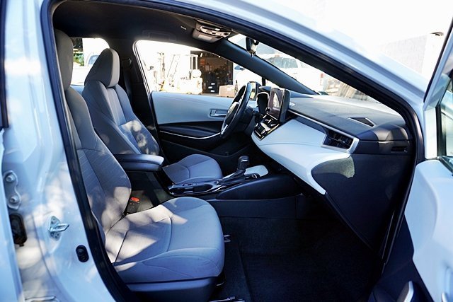 Used 2024 Toyota Corolla SE image 11