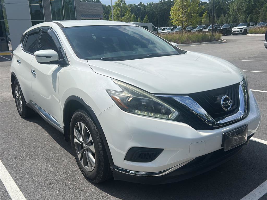 Used 2018 Nissan Murano S w/ Cargo Package FWD image 3