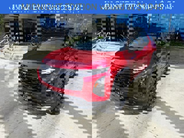 New 2026 Chevrolet Equinox LT w/ Convenience Package II image 3