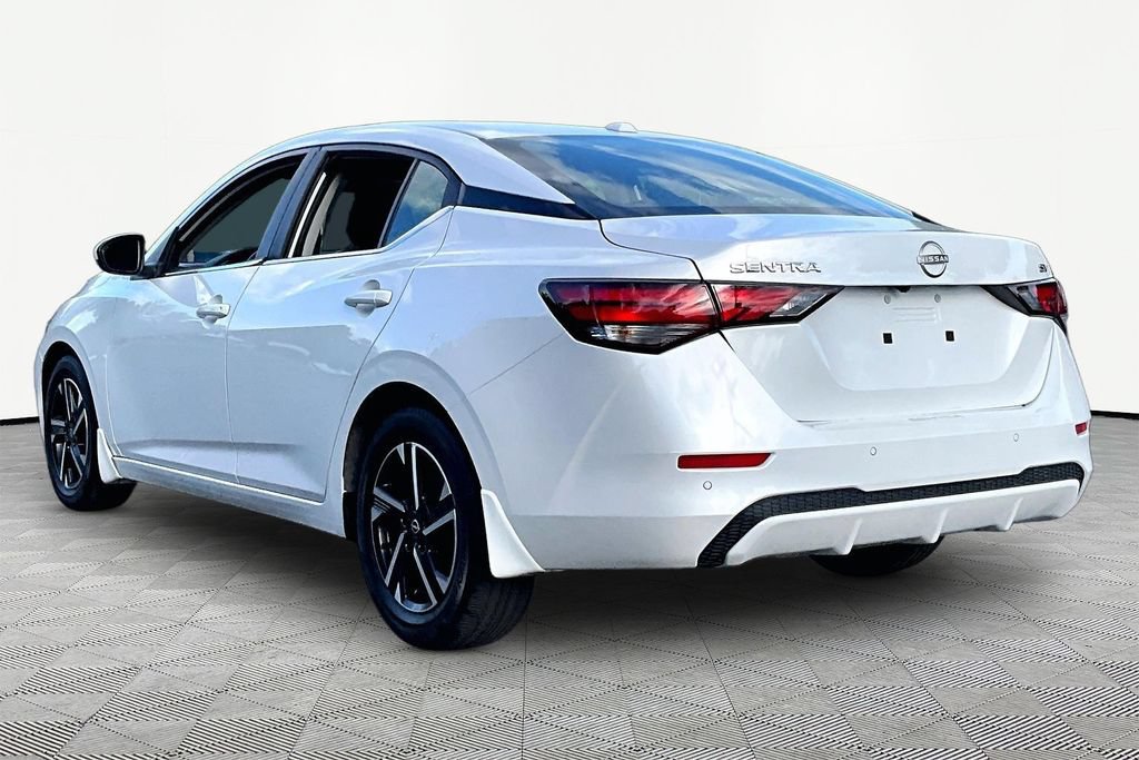 Used 2024 Nissan Sentra SV FWD image 5