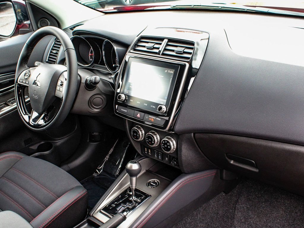 New 2025 Mitsubishi Outlander Sport SE AWD/4WD image 41