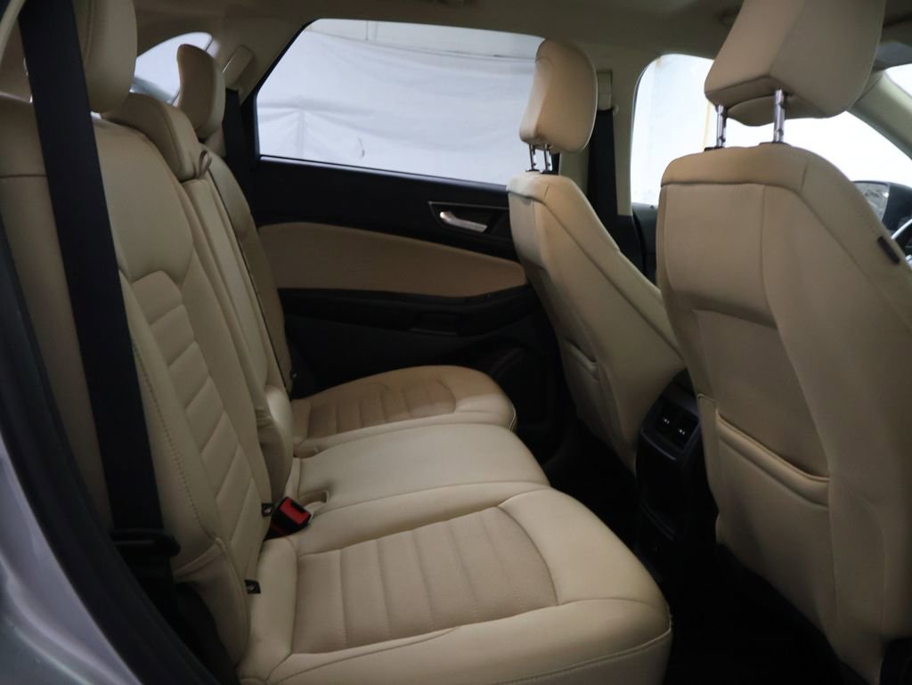 Used 2022 Ford Edge SE AWD/4WD image 12