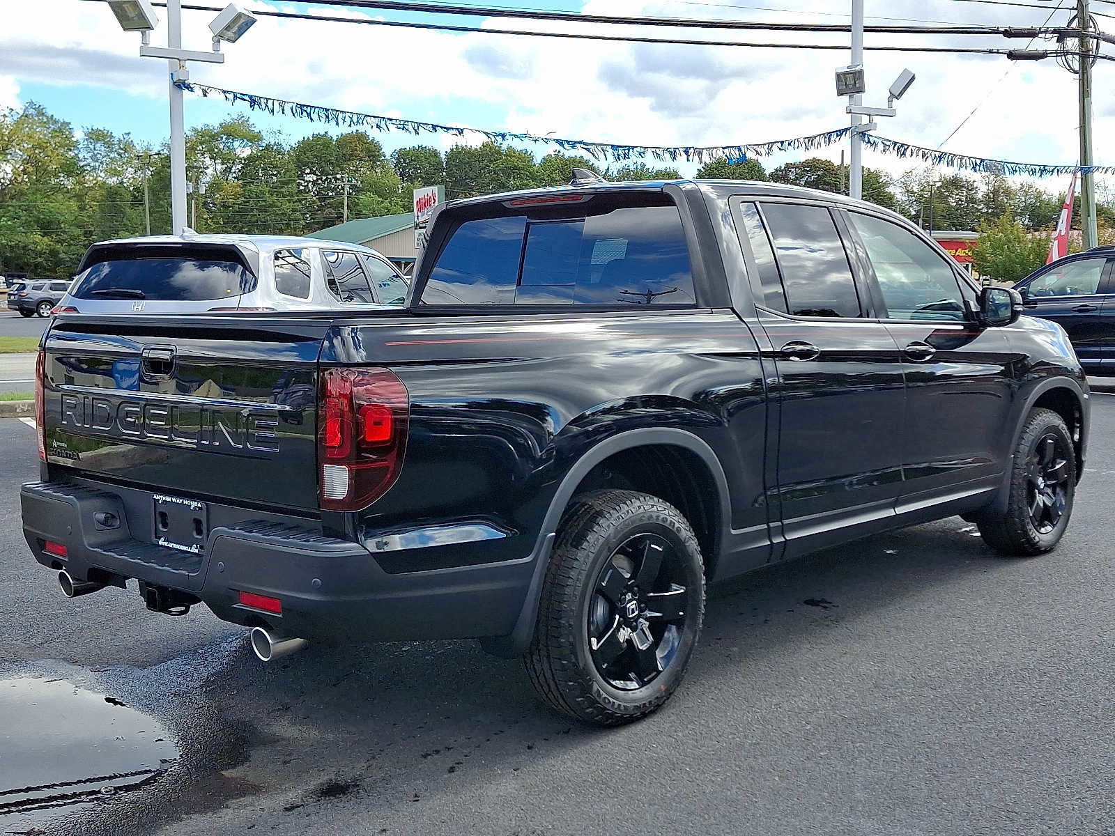 New 2026 Honda Ridgeline Black Edition image 4