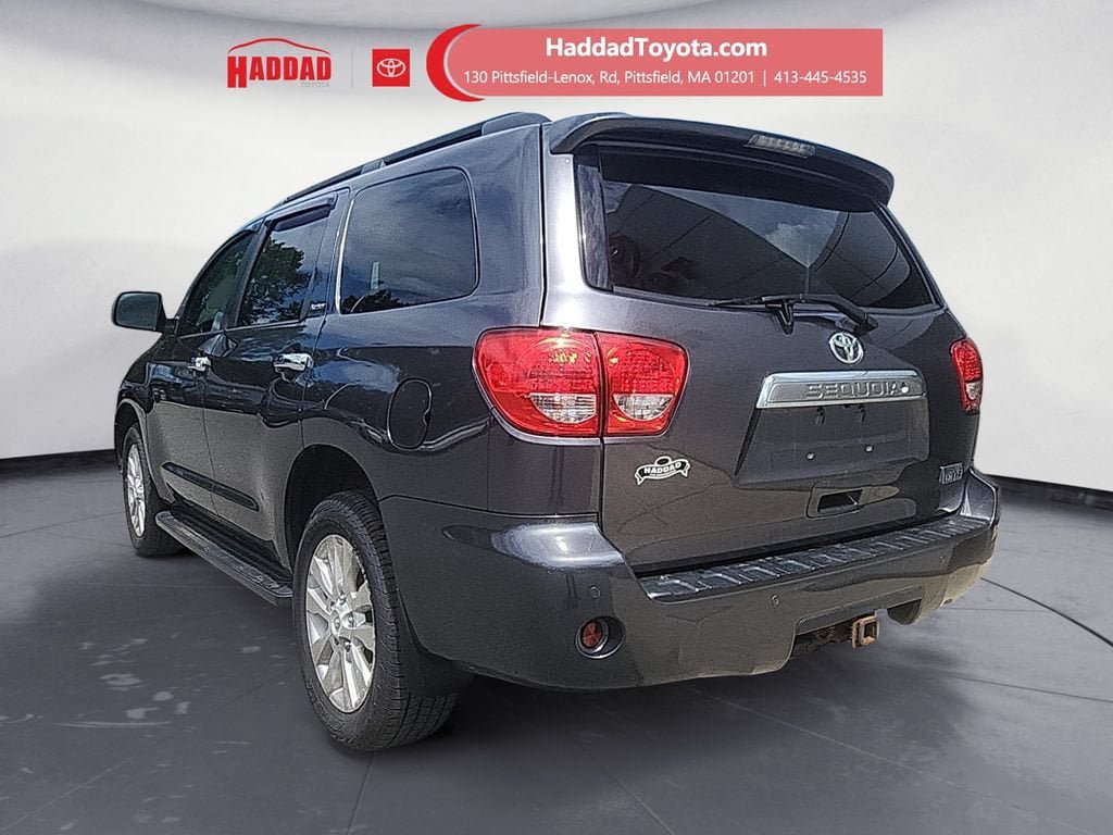 Used 2016 Toyota Sequoia Platinum AWD/4WD image 3
