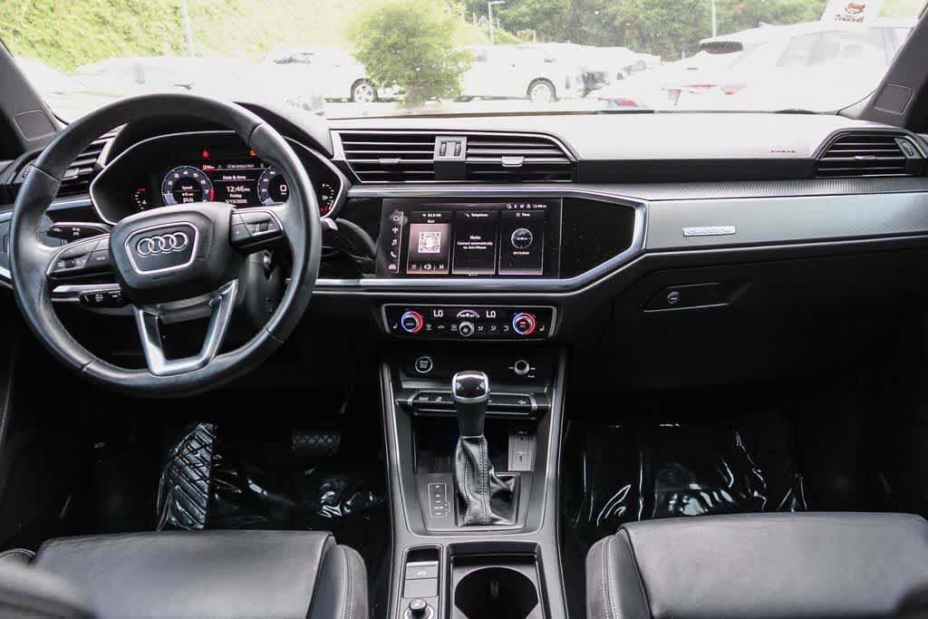 Used 2023 Audi Q3 2.0T Premium Plus w/ Premium Plus Package AWD/4WD image 13