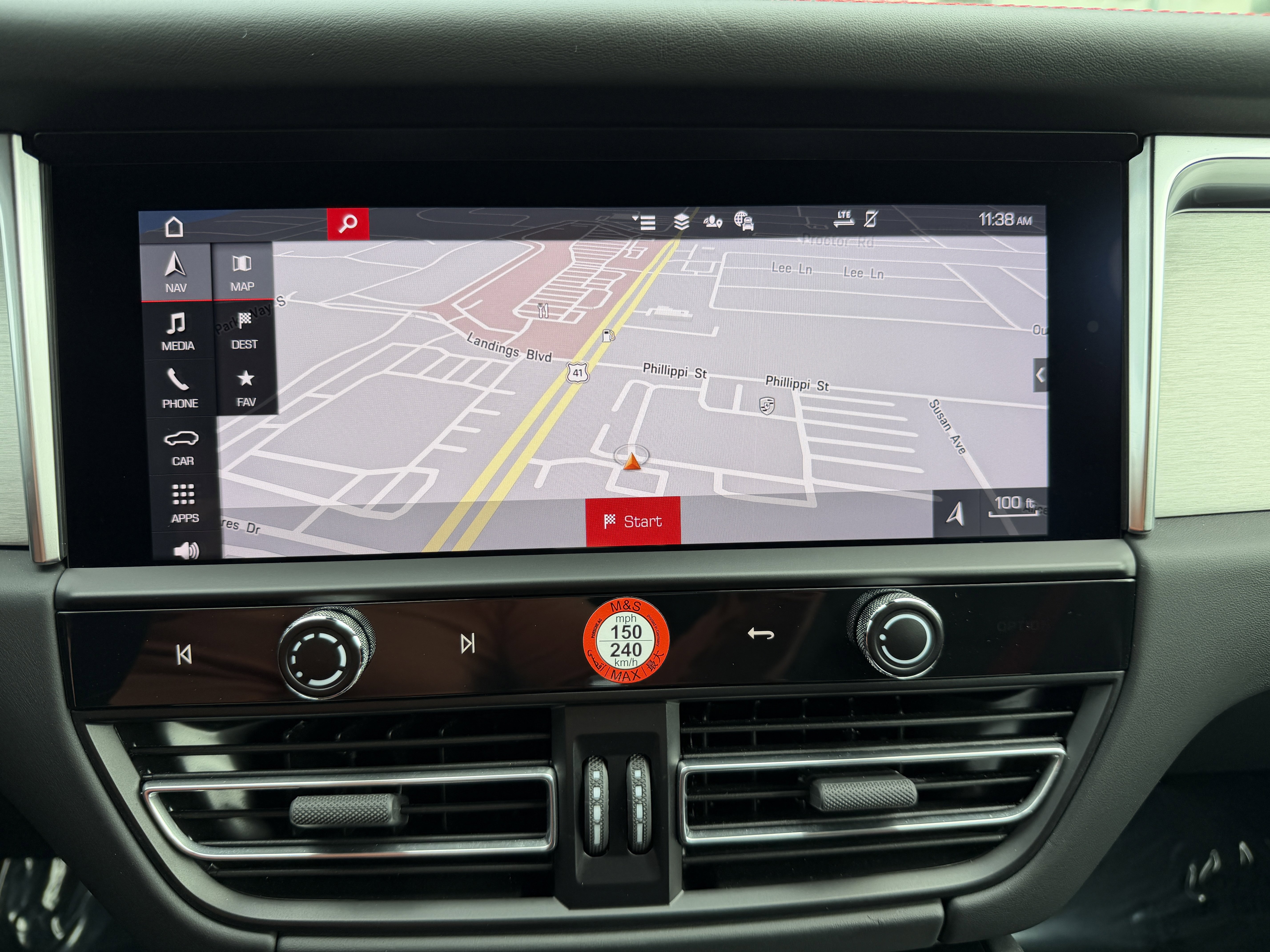 Certified 2022 Porsche Macan GTS image 25