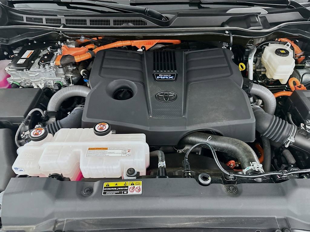 Used 2025 Toyota Tundra Platinum w/ TRD Off-Road Package image 31