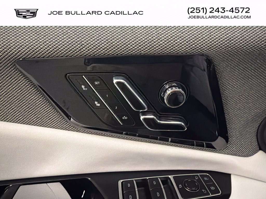 New 2027 Cadillac Optiq Sport w/ LPO, Floor Liner Package AWD/4WD image 11