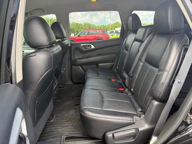 Used 2019 Nissan Pathfinder SL AWD/4WD image 19