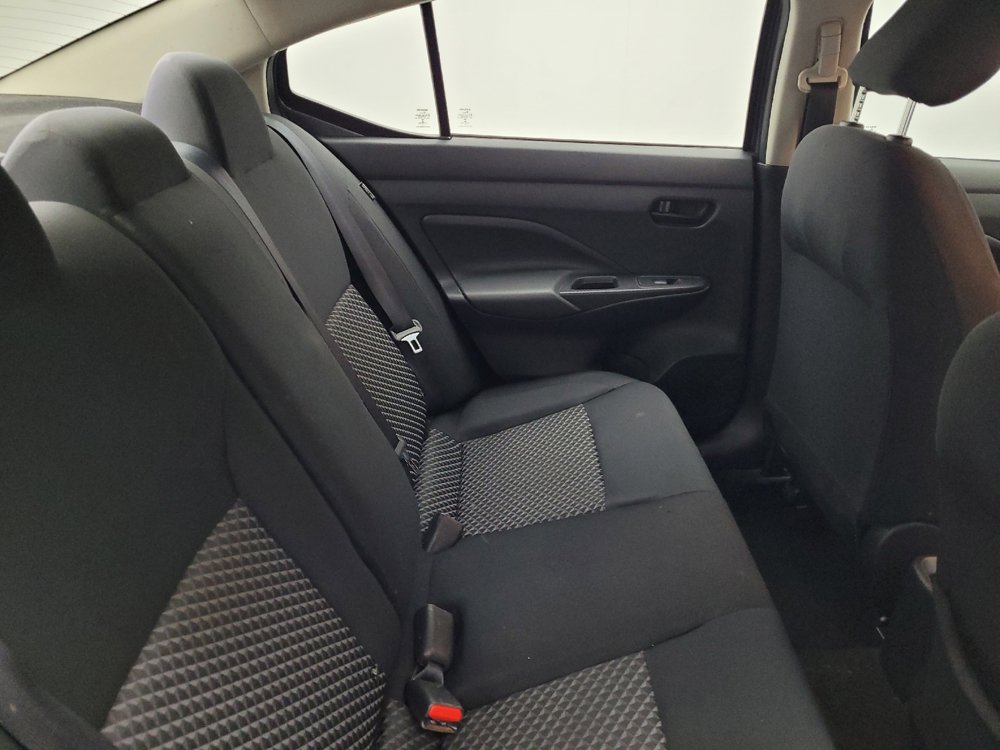 Used 2021 Nissan Versa S FWD image 19