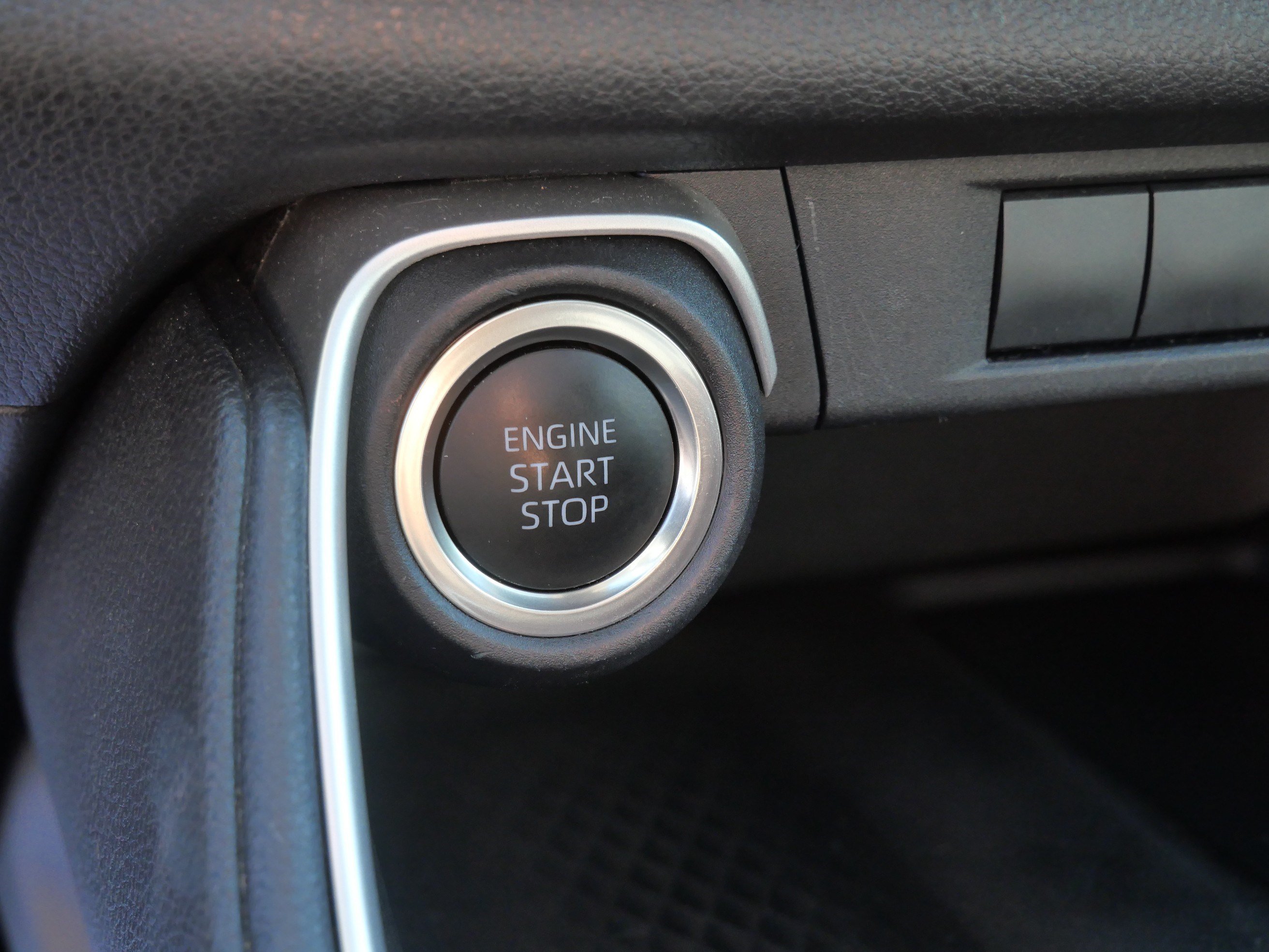 Certified 2025 Toyota Grand Highlander AWD image 30
