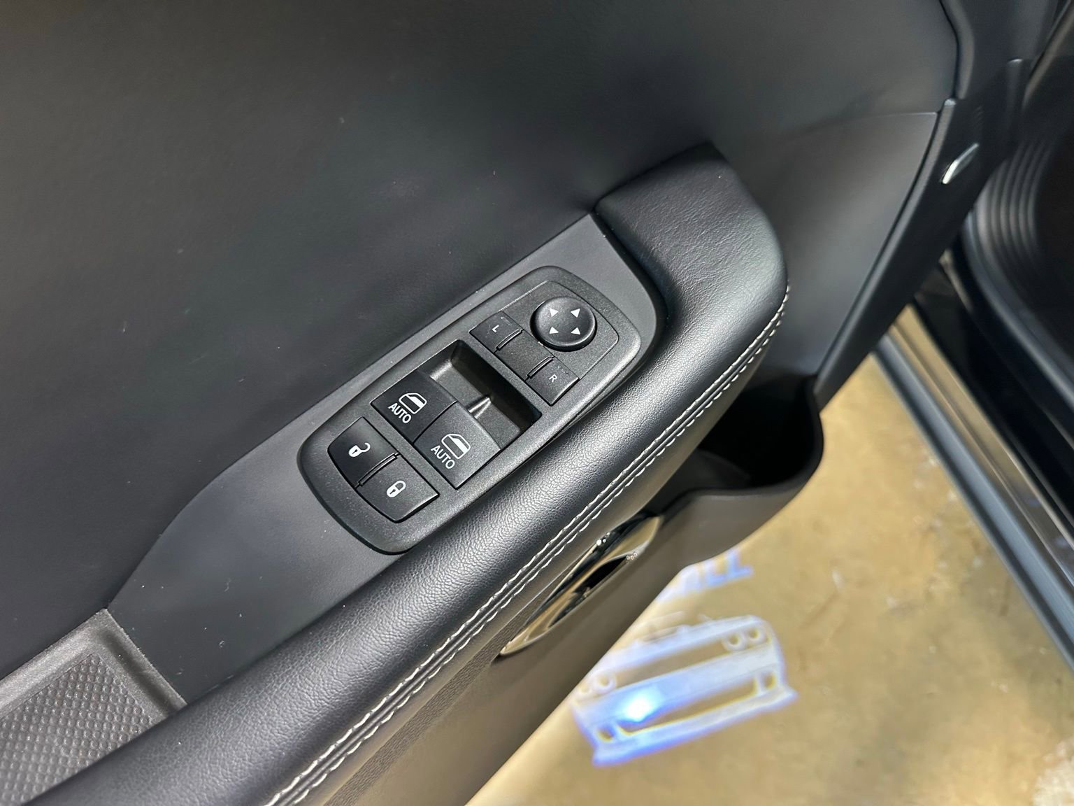 Used 2023 Dodge Challenger SRT Hellcat RWD image 16