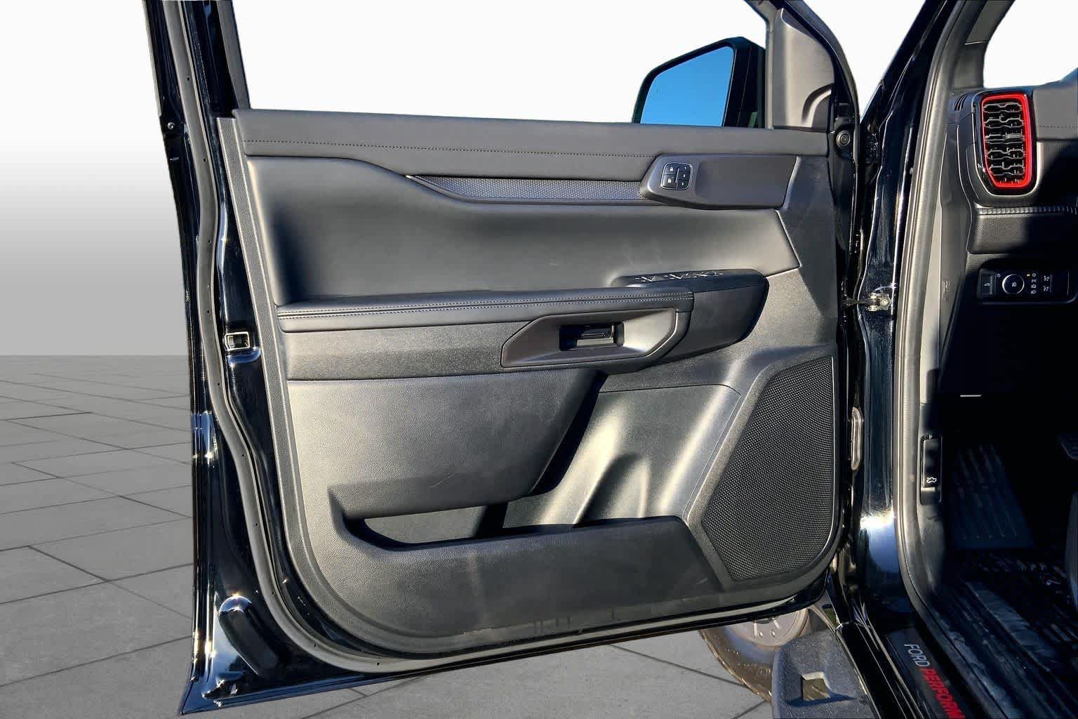 Used 2025 Ford Ranger Raptor AWD/4WD image 22