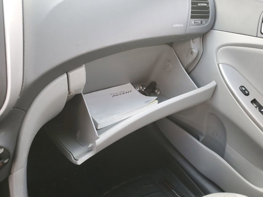 Used 2016 Hyundai Accent SE image 19