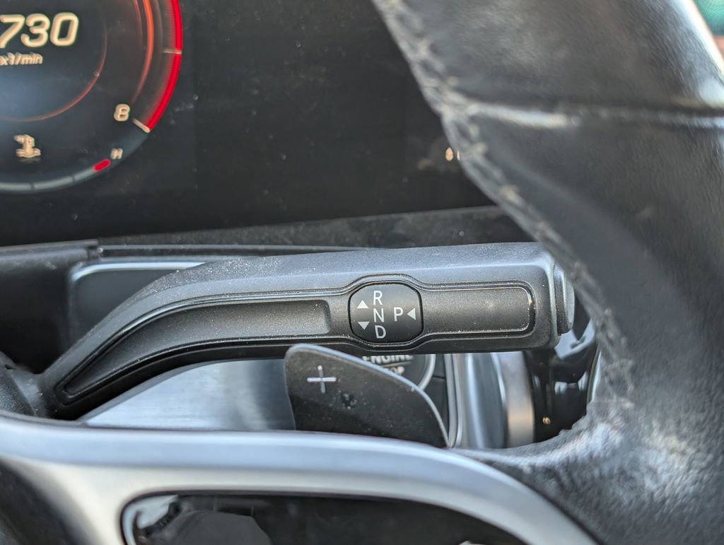 Used 2020 Mercedes-Benz GLB 250 4MATIC w/ Premium Package image 18