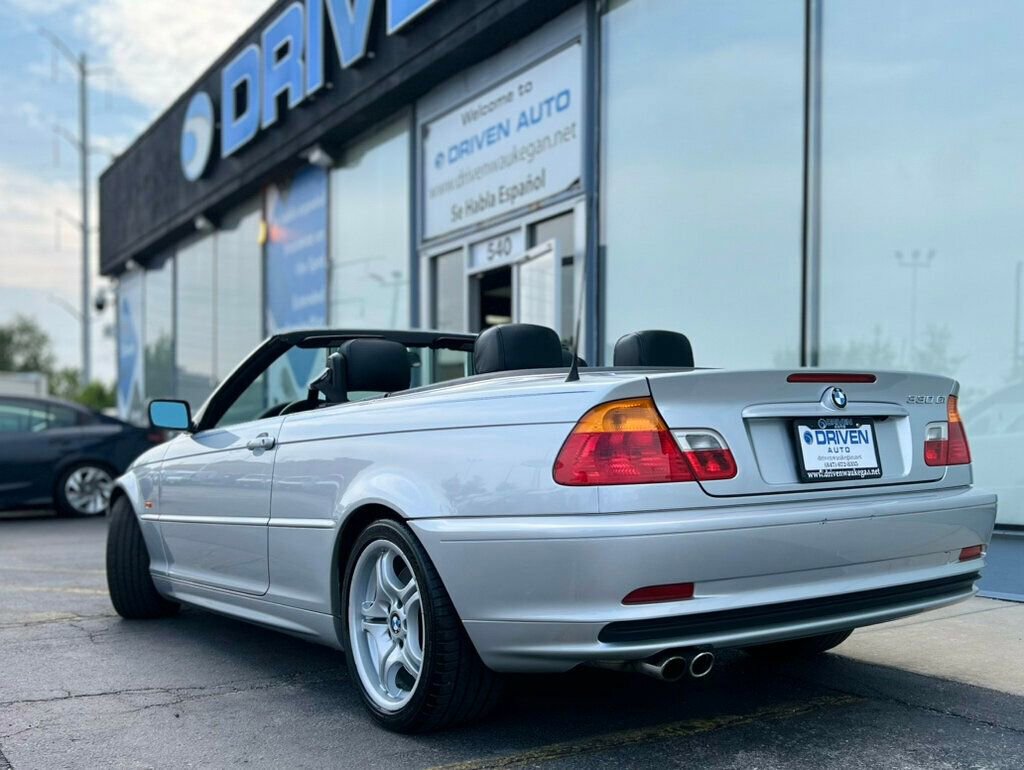 Used 2001 BMW 330Ci Convertible image 3