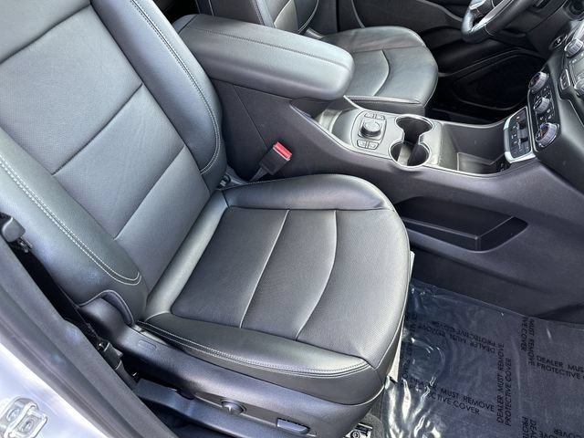 Used 2024 GMC Terrain SLT w/ LPO, Floor Liner Package AWD/4WD image 27