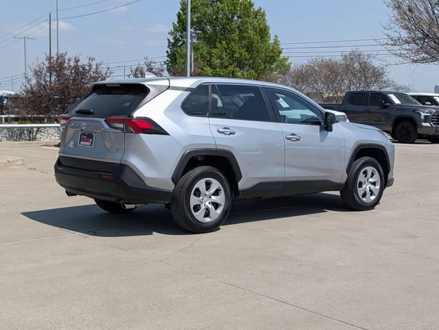 Used 2024 Toyota RAV4 LE image 6