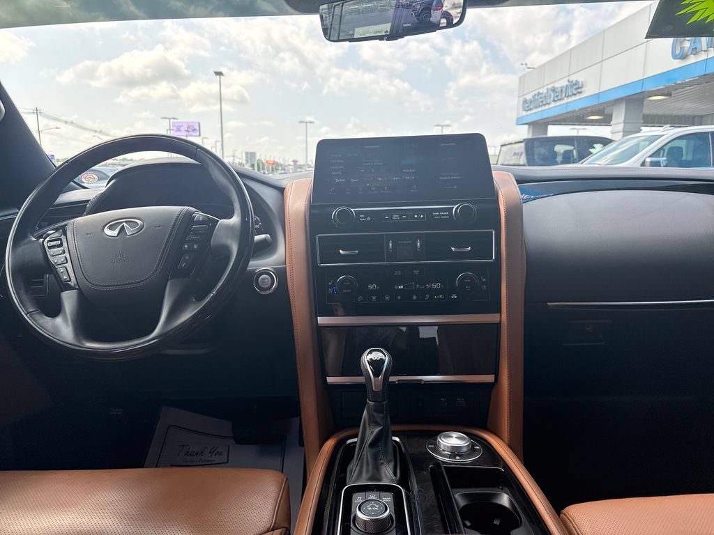 Used 2024 INFINITI QX80 Sensory AWD/4WD image 26
