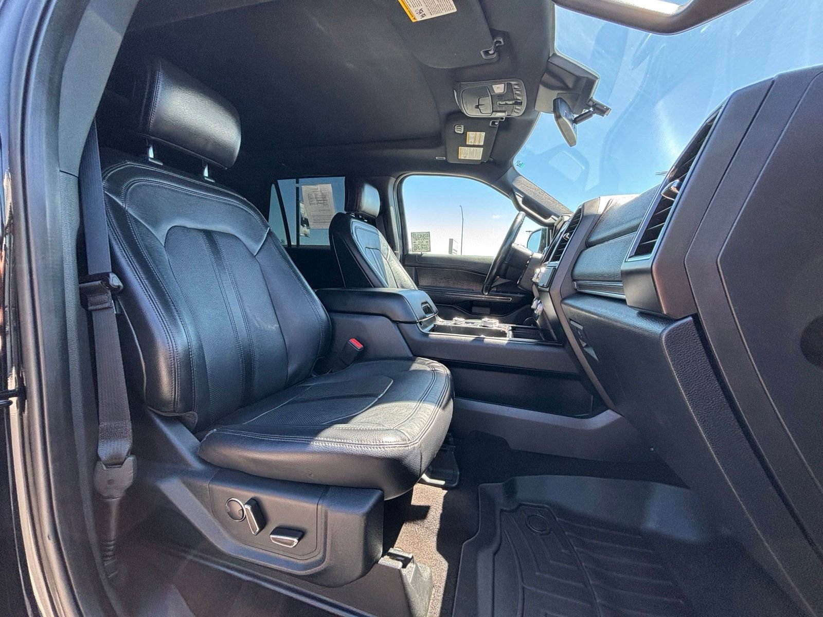 Used 2020 Ford Expedition Limited AWD/4WD image 29