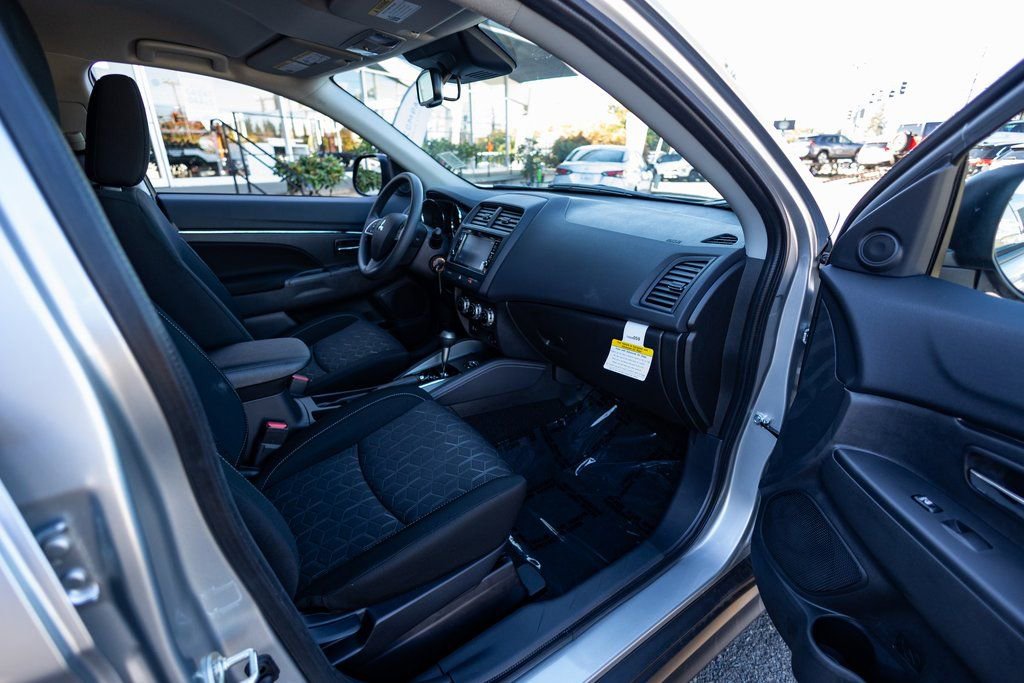 New 2025 Mitsubishi Outlander Sport ES image 25