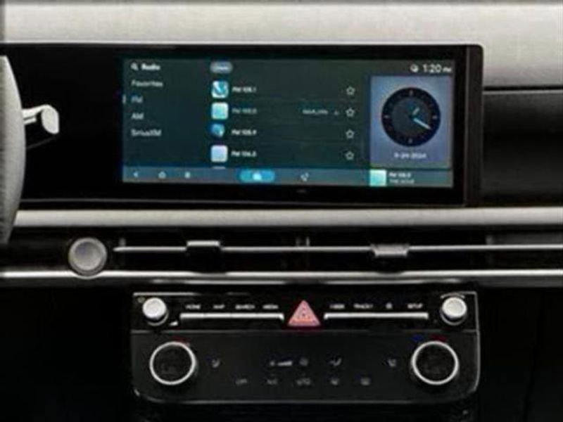 Certified 2025 Hyundai Tucson SEL image 19