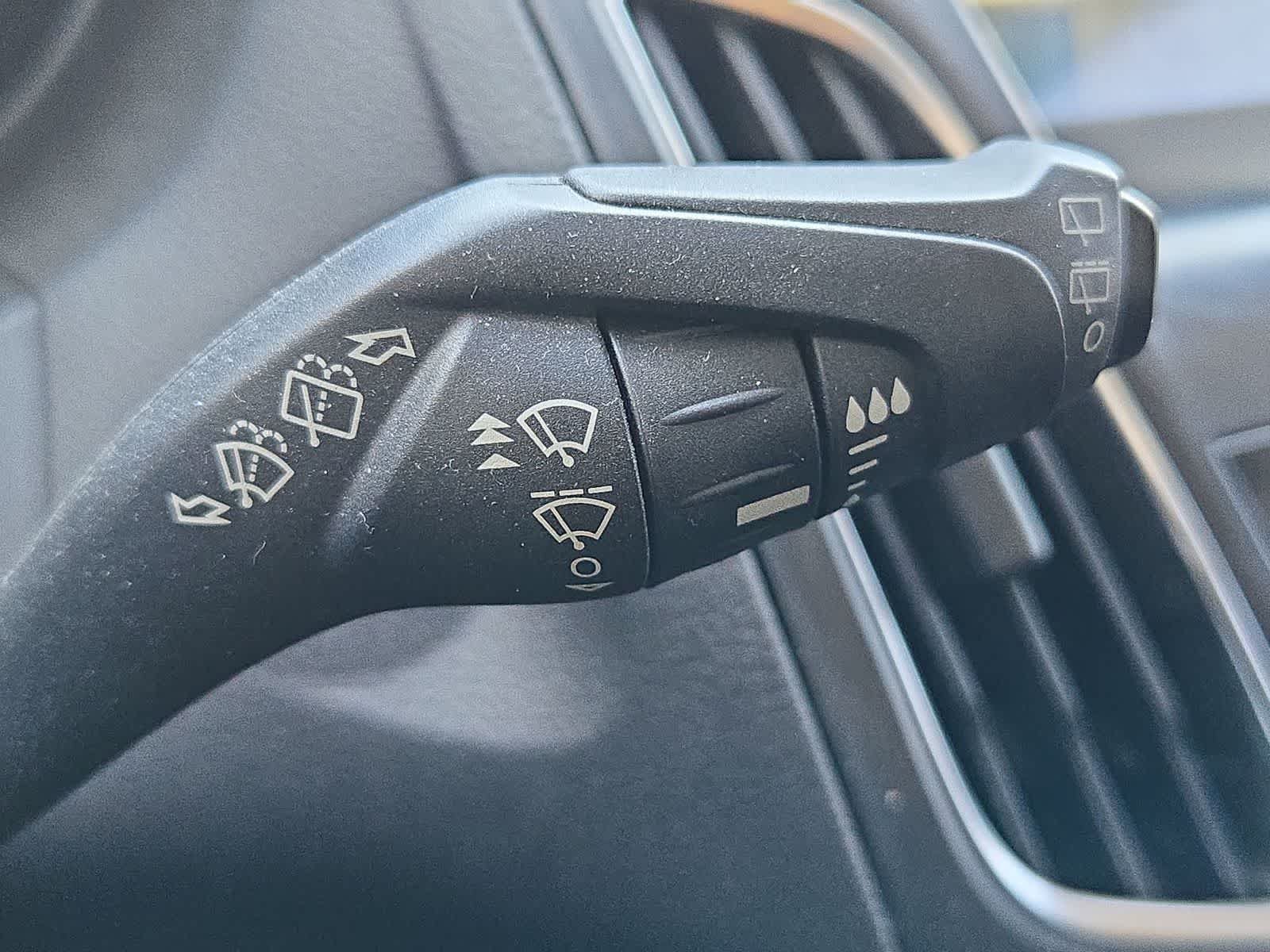 Used 2018 Ford Focus SEL FWD image 26
