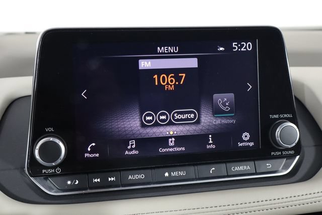 Used 2025 Nissan Rogue SV FWD image 28
