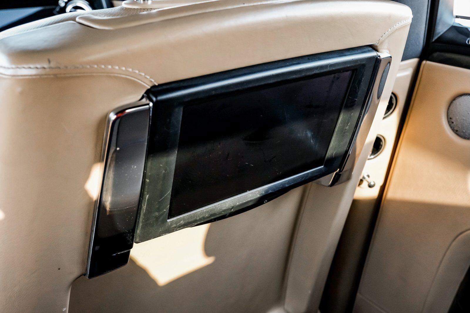 Used 2015 Rolls-Royce Ghost RWD image 50