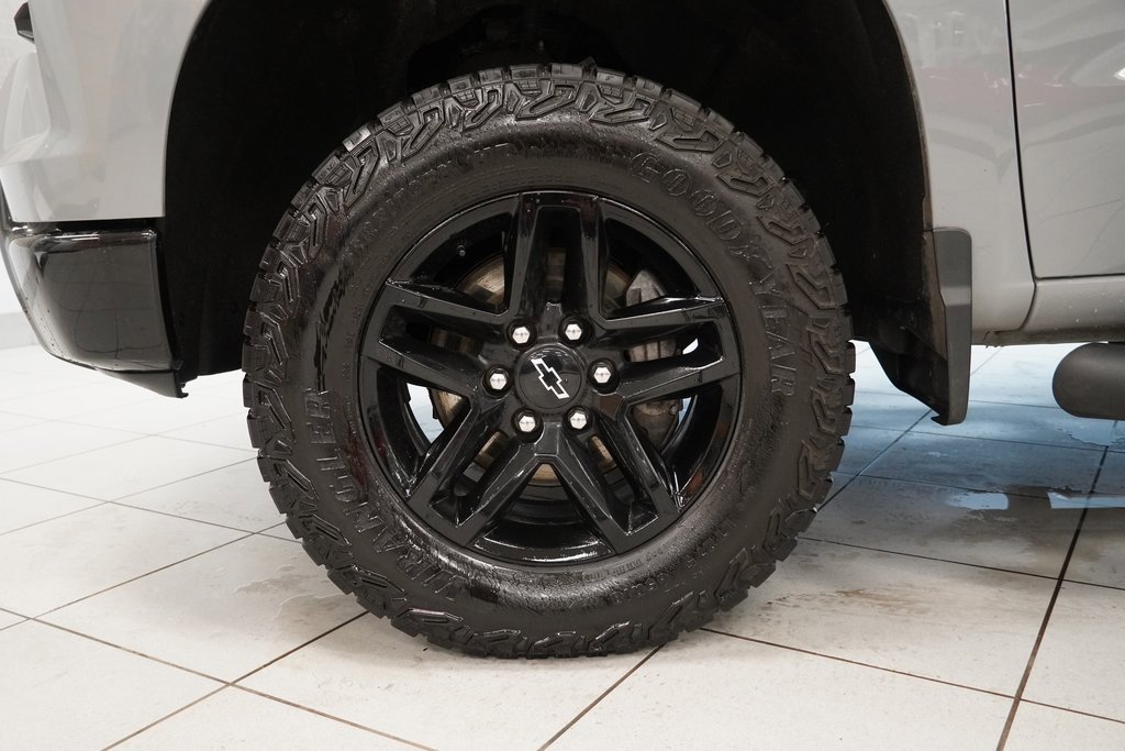 Used 2024 Chevrolet Silverado 1500 Custom Trail Boss w/ LPO, Dark Essentials Package image 15